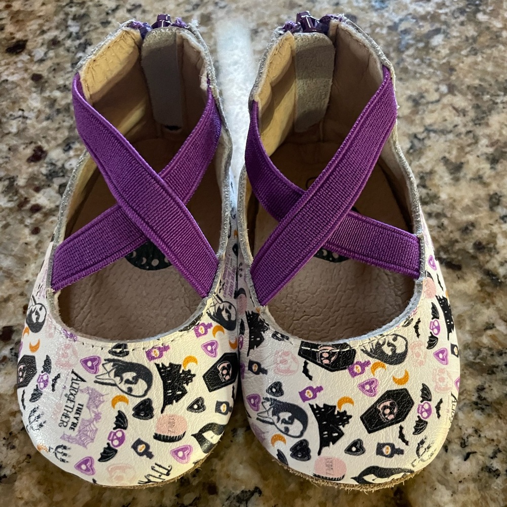 Spellbound soles size 3
